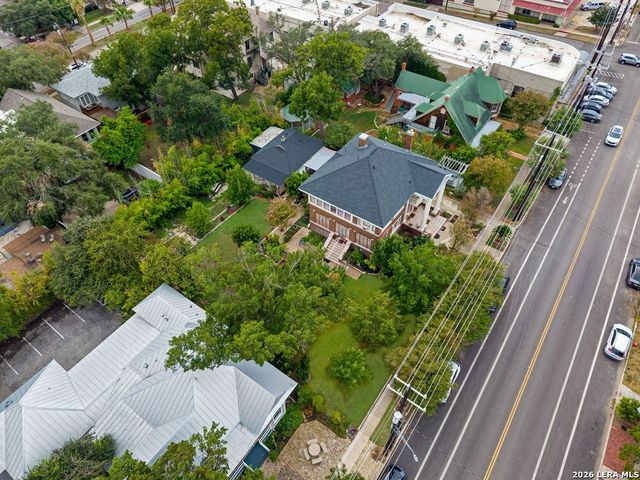 112 E Mistletoe Ave, San Antonio, TX 78212