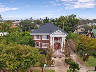 112 E Mistletoe Ave, San Antonio, TX 78212