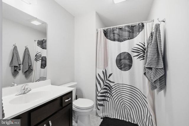 529 BREEZEWOOD LN, Annville, PA 17003