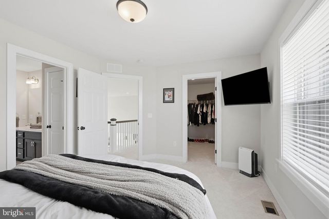 529 BREEZEWOOD LN, Annville, PA 17003
