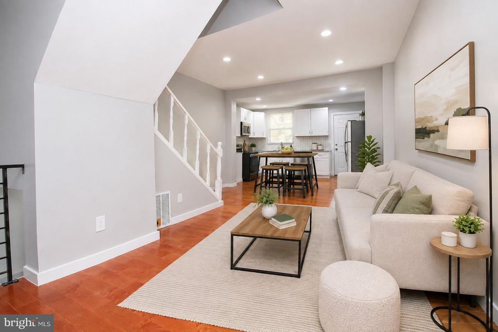 882 N FALLON ST, PHILADELPHIA, PA 19139 — photo 2