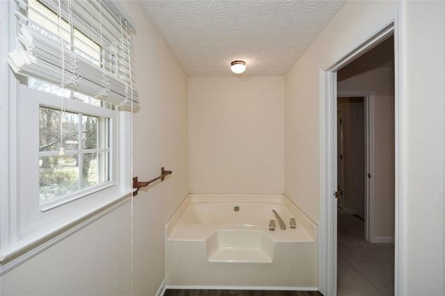 4922 Falcon Wood Trace, Marietta, GA 30066