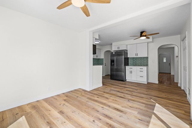 1660 Beech Street, Saint Paul, MN 55106
