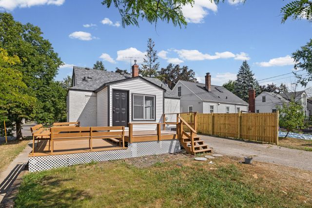 1660 Beech Street, Saint Paul, MN 55106