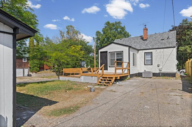 1660 Beech Street, Saint Paul, MN 55106