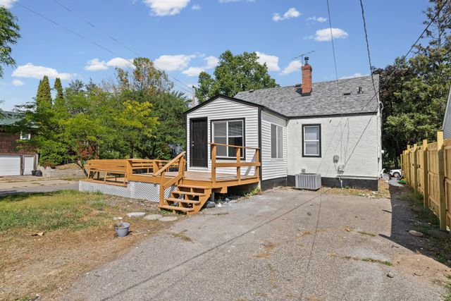1660 Beech Street, Saint Paul, MN 55106