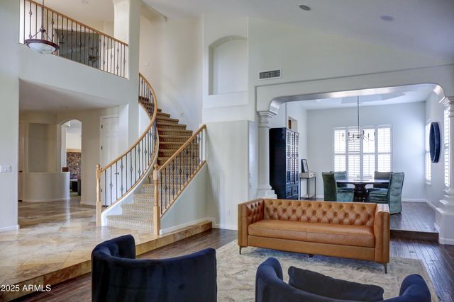 1707 E CAROB Drive, Chandler, AZ 85286