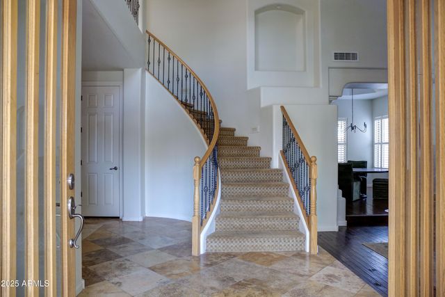 1707 E CAROB Drive, Chandler, AZ 85286