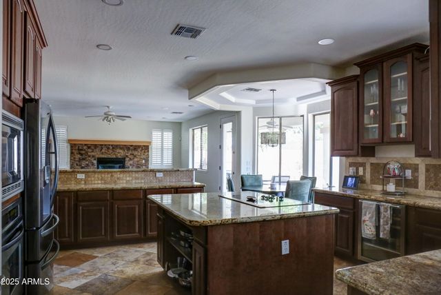 1707 E CAROB Drive, Chandler, AZ 85286