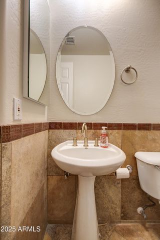 1707 E CAROB Drive, Chandler, AZ 85286