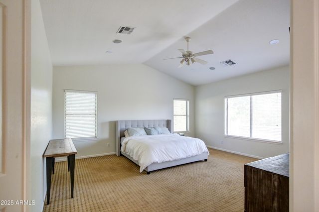 1707 E CAROB Drive, Chandler, AZ 85286