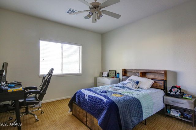 1707 E CAROB Drive, Chandler, AZ 85286