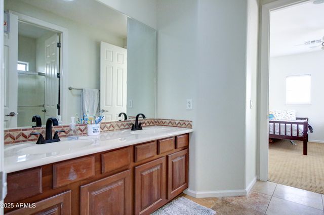 1707 E CAROB Drive, Chandler, AZ 85286