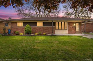 26642 Roan Avenue, Warren, MI 48089