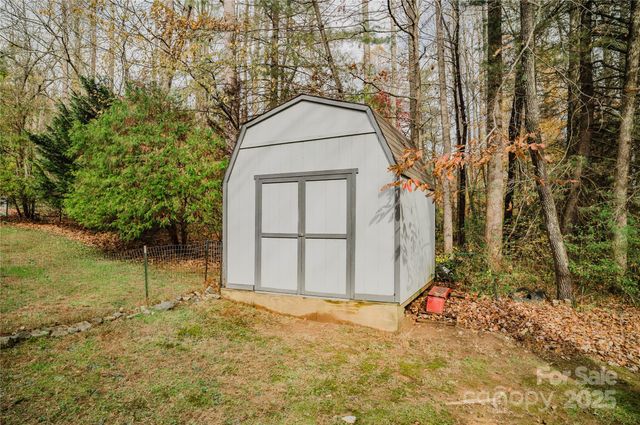 107 Sugar Mill Woods Drive, Zirconia, NC 28790