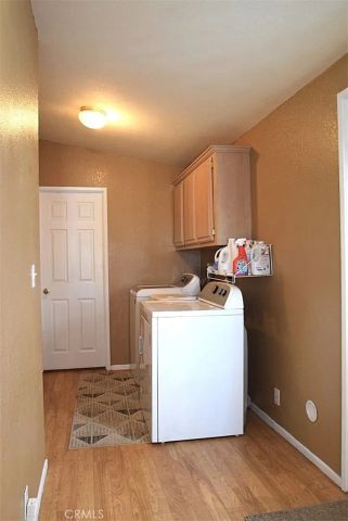 56788 Encantado Road, Landers, CA 92285