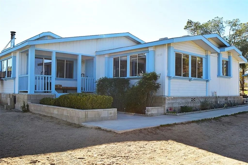 56788 Encantado Road, Landers, CA 92285