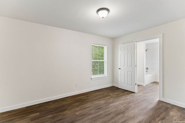 426 IKE ST, San Antonio, TX 78211