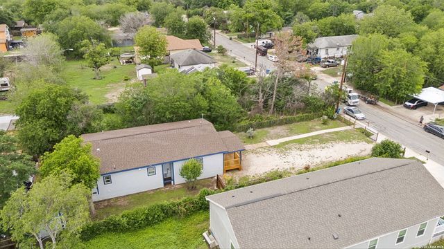 426 IKE ST, San Antonio, TX 78211