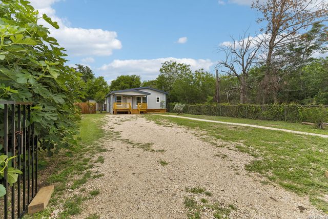 426 IKE ST, San Antonio, TX 78211