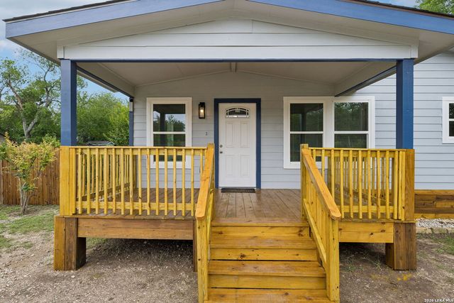 426 IKE ST, San Antonio, TX 78211