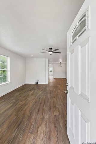 426 IKE ST, San Antonio, TX 78211