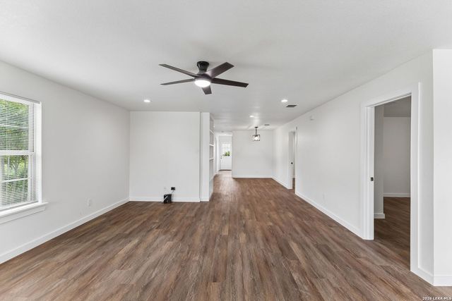 426 IKE ST, San Antonio, TX 78211