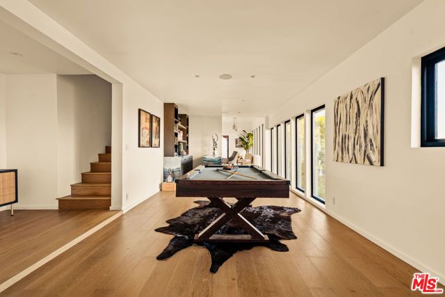 8620 Skyline Drive, Los Angeles, CA 90046