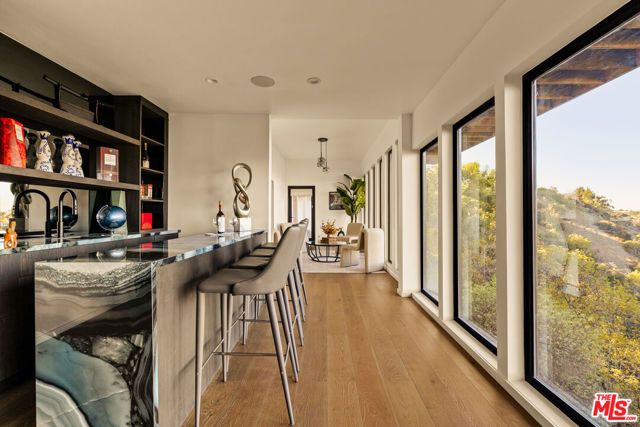 8620 Skyline Drive, Los Angeles, CA 90046