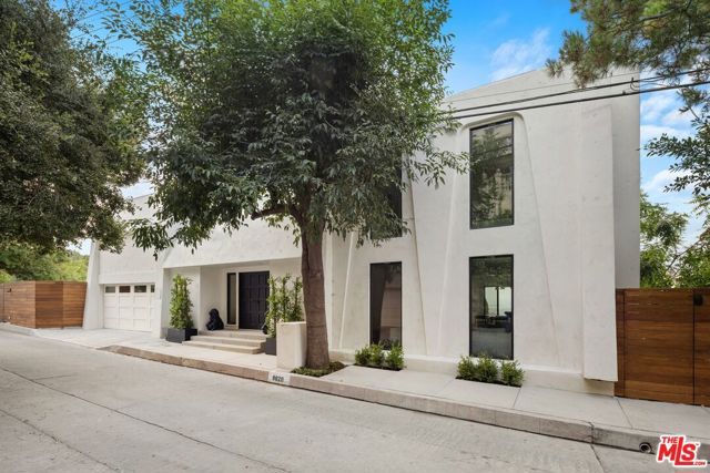 8620 Skyline Drive, Los Angeles, CA 90046