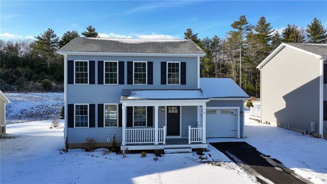 4 Pine Way Boulevard, Coventry, RI 02816