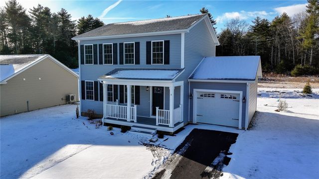 4 Pine Way Boulevard, Coventry, RI 02816