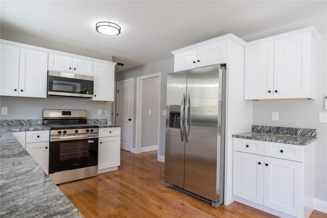 4 Pine Way Boulevard, Coventry, RI 02816