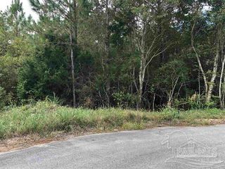 0 Red Oak Dr, Milton, FL 32570