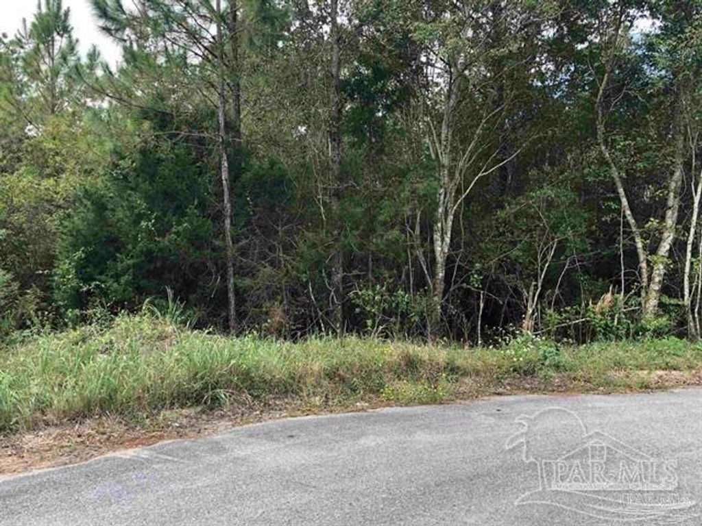 0 Red Oak Dr, Milton, FL 32570