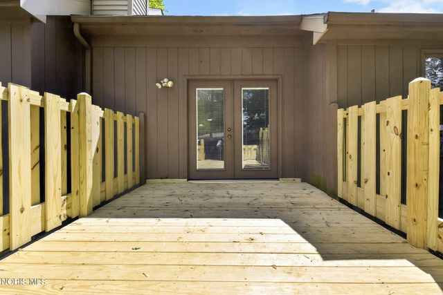 3134 Evergreen Road, Toledo, OH 43606