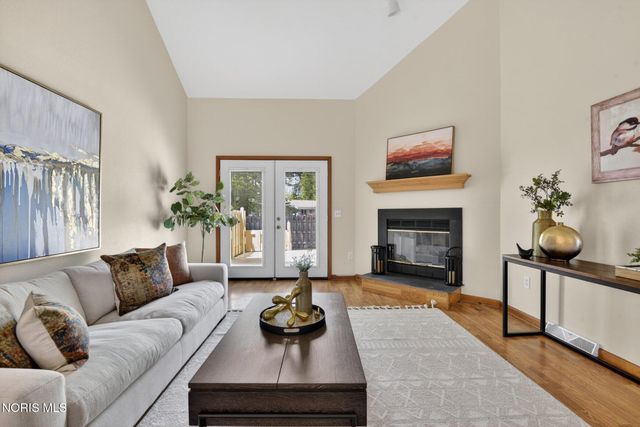 3134 Evergreen Road, Toledo, OH 43606