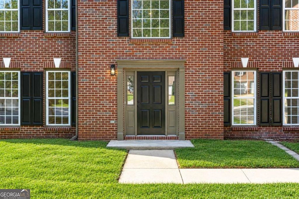 6913 Wynmeadow Drive, Stone Mountain, GA 30087 — photo 4