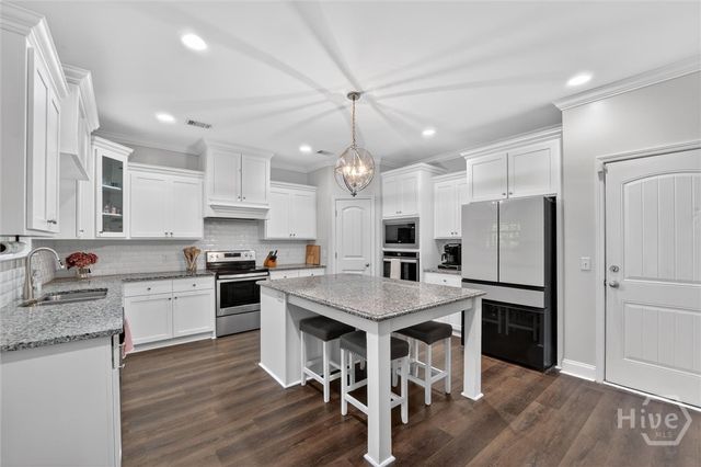 445 Timberland Circle, Richmond Hill, GA 31324