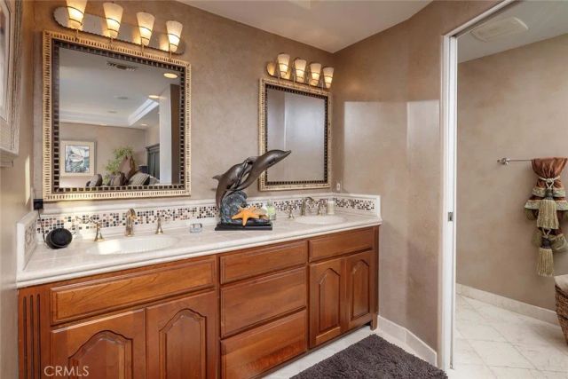 17022 Marinabay Drive, Huntington Beach, CA 92649