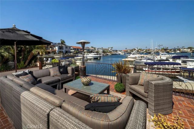 17022 Marinabay Drive, Huntington Beach, CA 92649