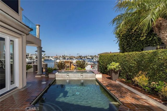 17022 Marinabay Drive, Huntington Beach, CA 92649