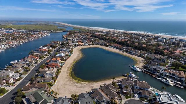17022 Marinabay Drive, Huntington Beach, CA 92649