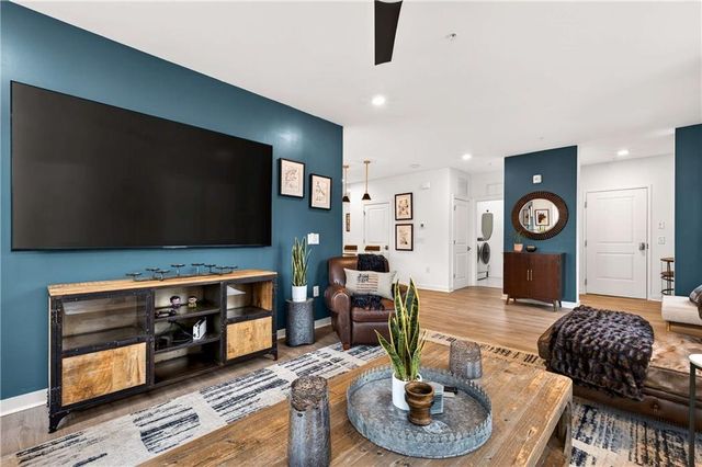 377 Grant SE Circle 1712, Atlanta, GA 30315