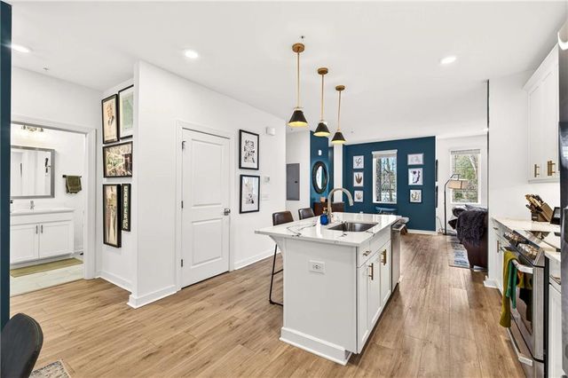 377 Grant SE Circle 1712, Atlanta, GA 30315