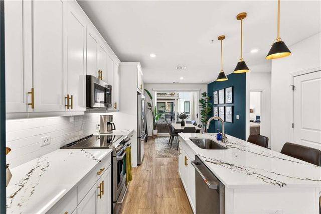 377 Grant SE Circle 1712, Atlanta, GA 30315