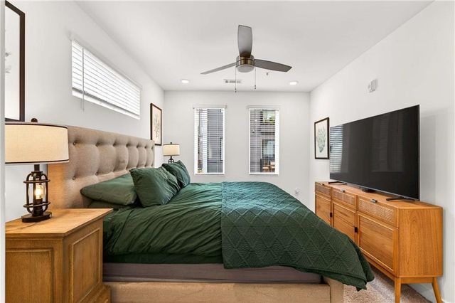 377 Grant SE Circle 1712, Atlanta, GA 30315