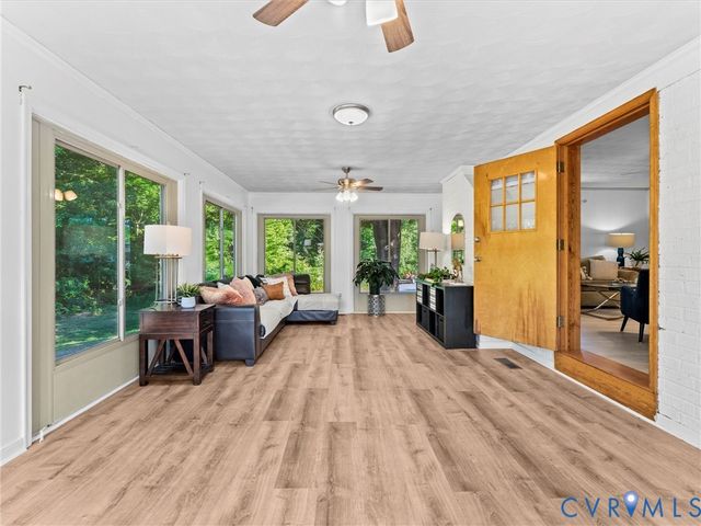 7188 Loralea Dr, Mechanicsville, VA 23111