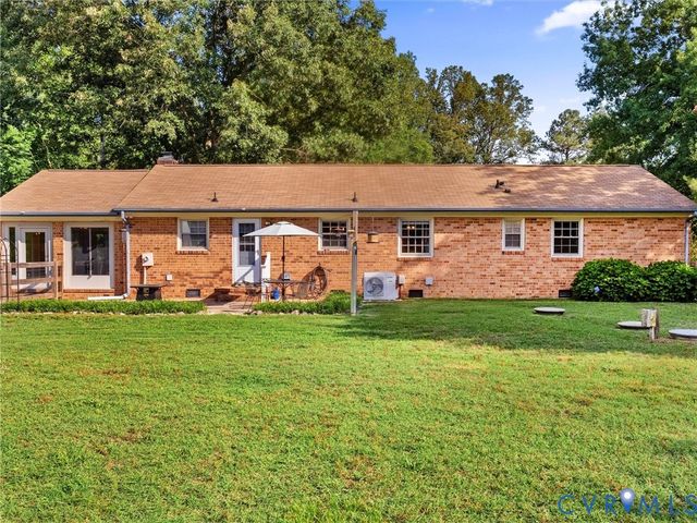 7188 Loralea Dr, Mechanicsville, VA 23111