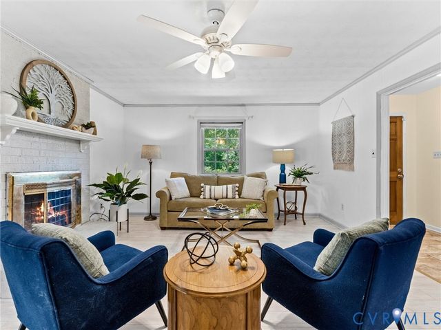 7188 Loralea Dr, Mechanicsville, VA 23111